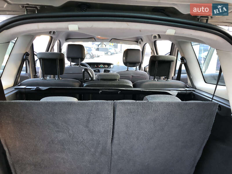 Минивэн Renault Grand Scenic 2012 в Ровно