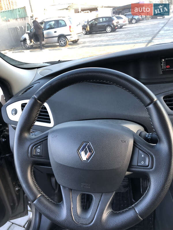 Минивэн Renault Grand Scenic 2012 в Ровно