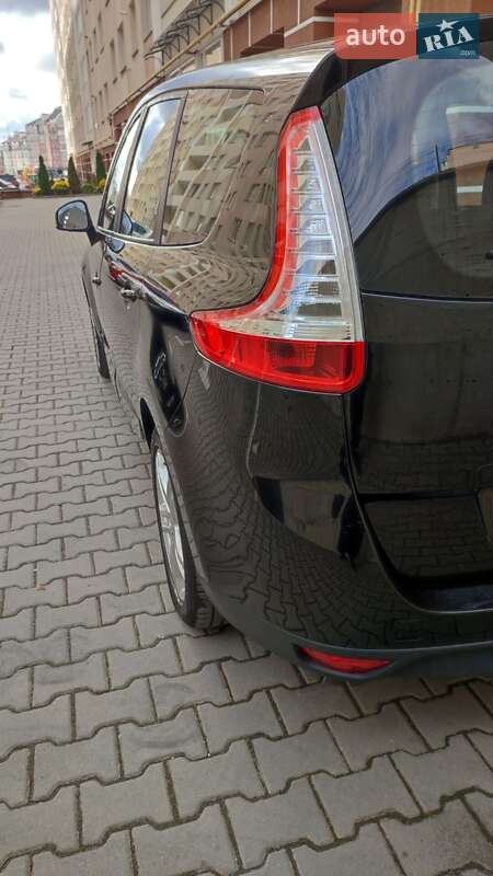 Мінівен Renault Grand Scenic 2012 в Хмельницькому