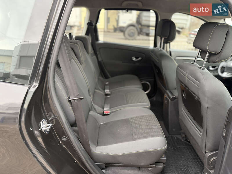 Минивэн Renault Grand Scenic 2010 в Ровно