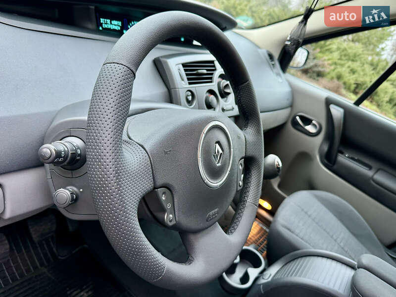 Минивэн Renault Grand Scenic 2006 в Харькове