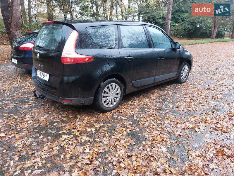 Мінівен Renault Grand Scenic 2010 в Луцьку
