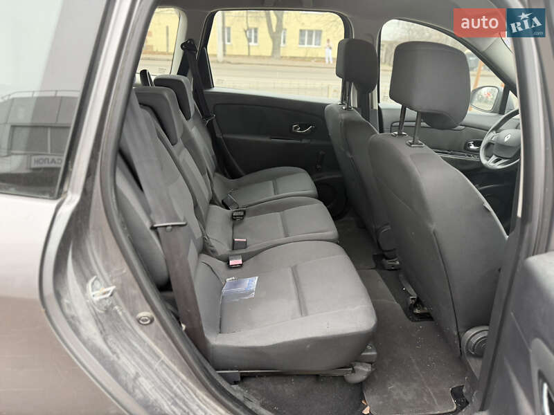 Минивэн Renault Grand Scenic 2013 в Ровно