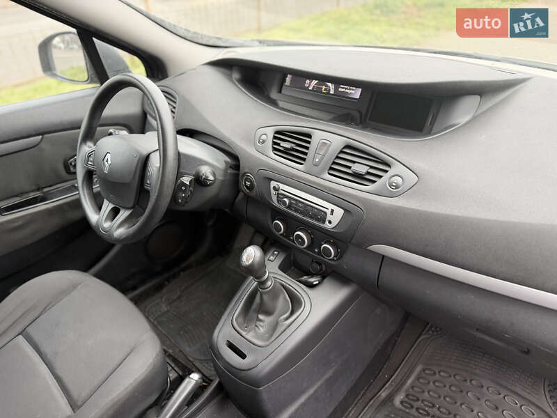 Минивэн Renault Grand Scenic 2013 в Ровно