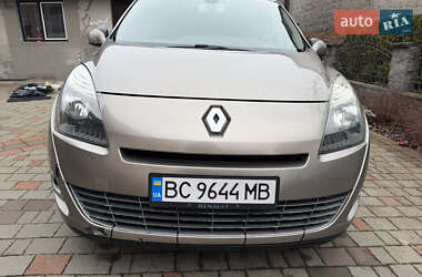 Минивэн Renault Grand Scenic 2009 в Буске