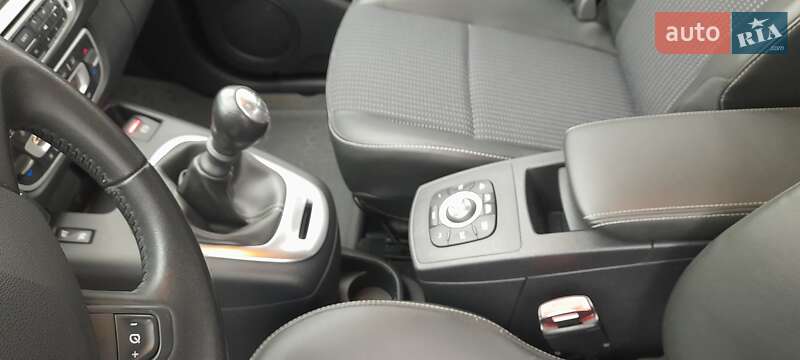 Минивэн Renault Grand Scenic 2013 в Тернополе фото 19 Минивэн Renault Grand Scenic 2013 в Тернополе