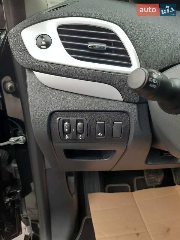 Минивэн Renault Grand Scenic 2014 в Луцке