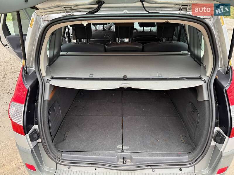 Мінівен Renault Grand Scenic 2006 в Дніпрі фото 12 Мінівен Renault Grand Scenic 2006 в Дніпрі