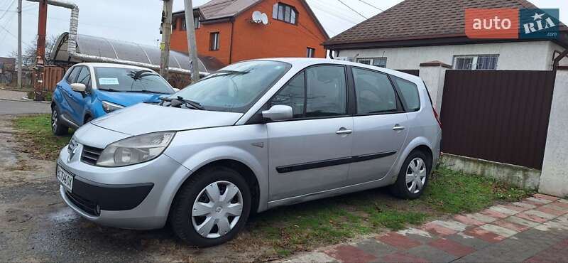 Renault Grand Scenic 2005