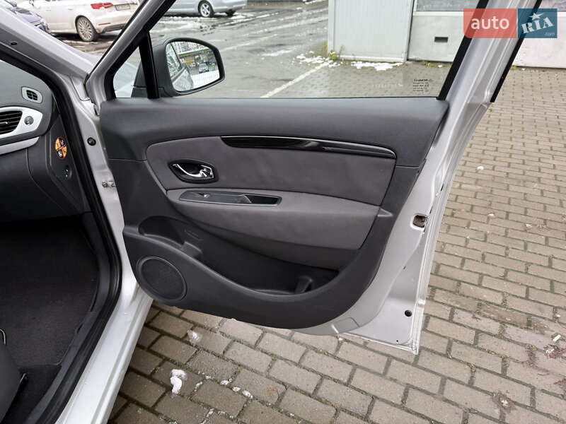 Минивэн Renault Grand Scenic 2014 в Луцке фото 43 Минивэн Renault Grand Scenic 2014 в Луцке