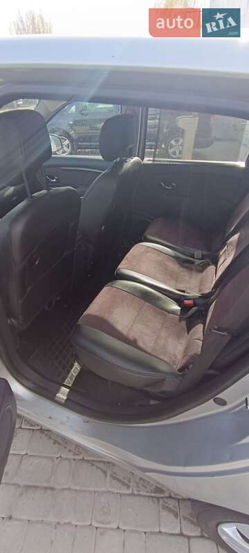 Минивэн Renault Grand Scenic 2013 в Львове фото 15 Минивэн Renault Grand Scenic 2013 в Львове