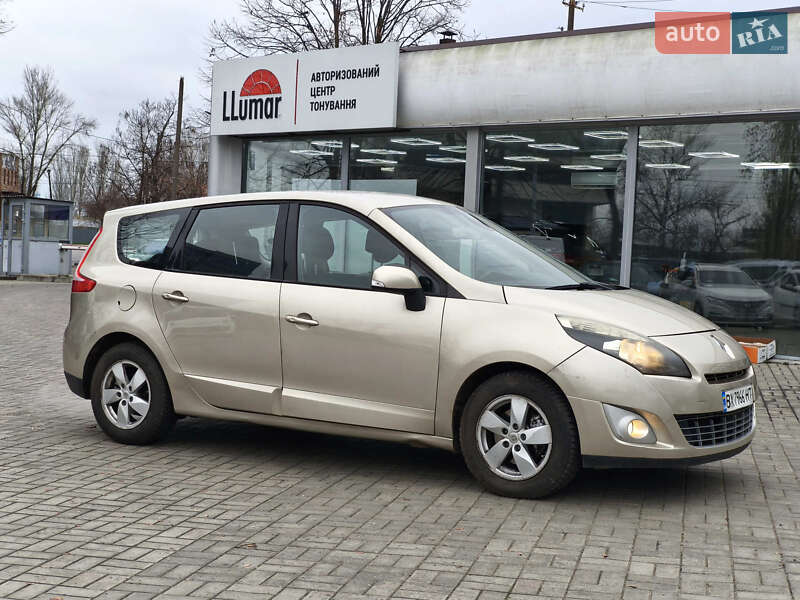 Минивэн Renault Grand Scenic 2009 в Днепре
