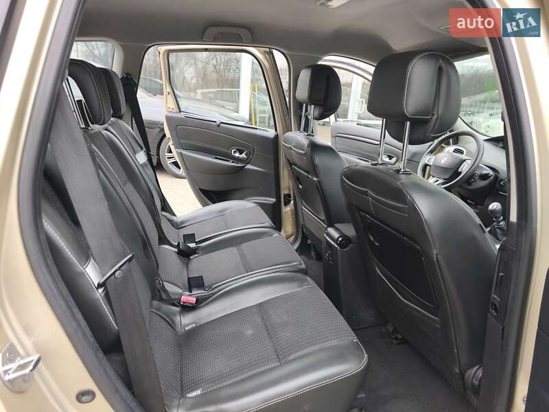 Минивэн Renault Grand Scenic 2009 в Днепре