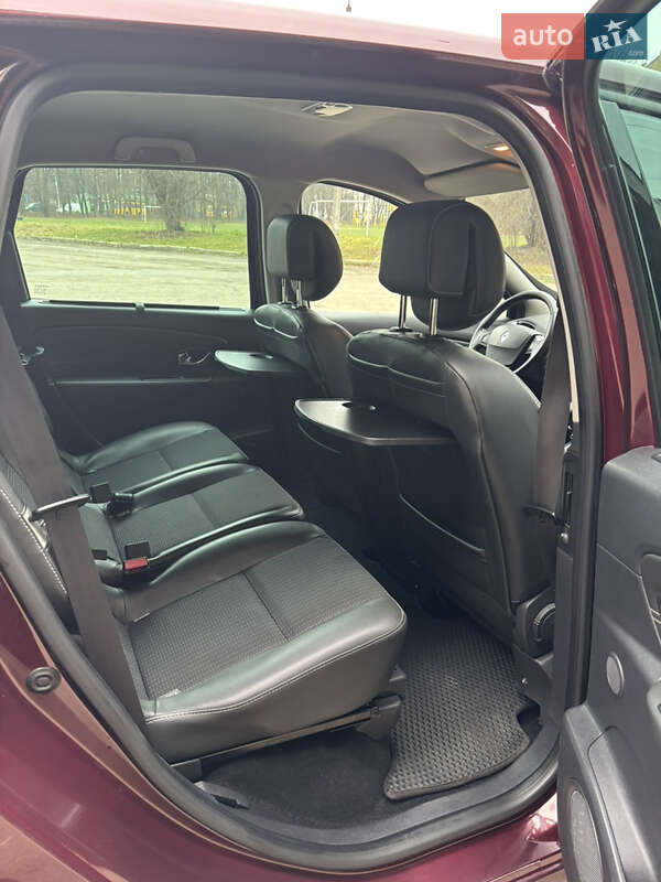 Минивэн Renault Grand Scenic 2013 в Ивано-Франковске фото 17 Минивэн Renault Grand Scenic 2013 в Ивано-Франковске