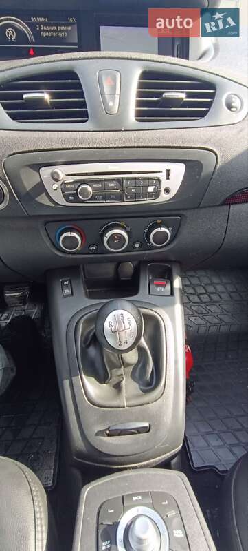 Минивэн Renault Grand Scenic 2013 в Львове фото 16 Минивэн Renault Grand Scenic 2013 в Львове