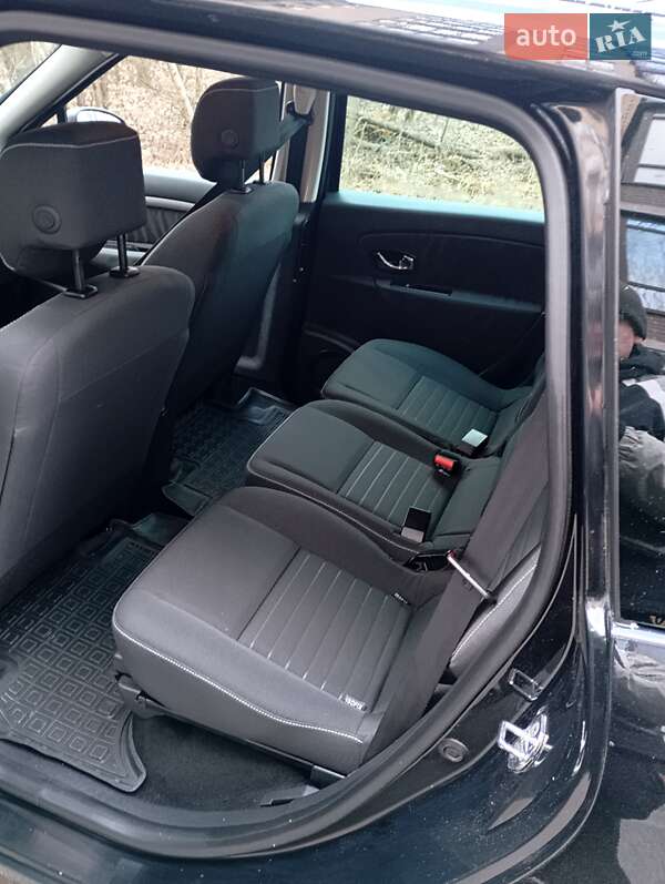 Минивэн Renault Grand Scenic 2015 в Чернигове фото 4 Минивэн Renault Grand Scenic 2015 в Чернигове