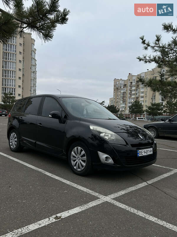 Мінівен Renault Grand Scenic 2010 в Миколаєві фото 2 Мінівен Renault Grand Scenic 2010 в Миколаєві