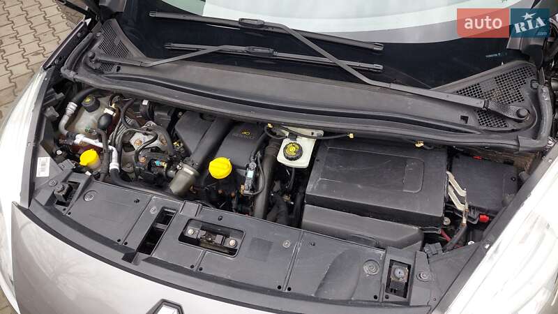 Минивэн Renault Grand Scenic 2012 в Калуше