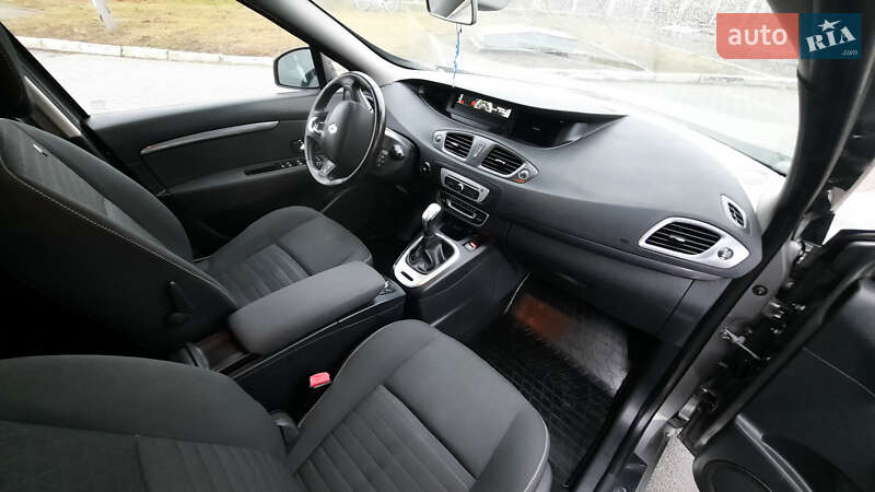 Минивэн Renault Grand Scenic 2016 в Дубно