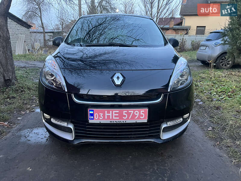 Мінівен Renault Grand Scenic 2012 в Нововолинську