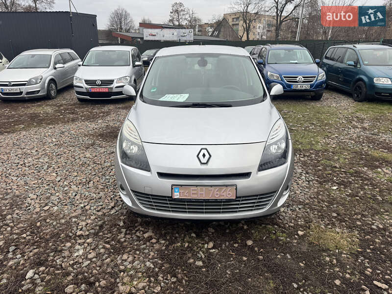 Минивэн Renault Grand Scenic 2011 в Староконстантинове