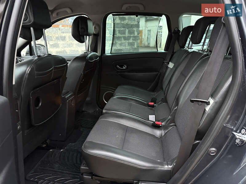 Минивэн Renault Grand Scenic 2011 в Ивано-Франковске