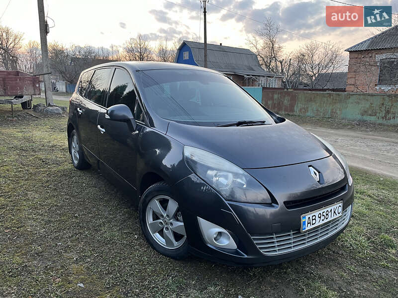 Мінівен Renault Grand Scenic 2011 в Літині