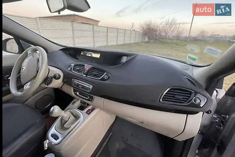 Минивэн Renault Grand Scenic 2011 в Киеве