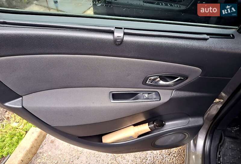 Минивэн Renault Grand Scenic 2012 в Малой Виске фото 12 Минивэн Renault Grand Scenic 2012 в Малой Виске