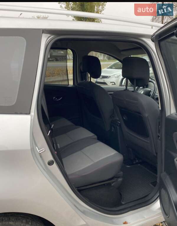 Минивэн Renault Grand Scenic 2014 в Черкассах