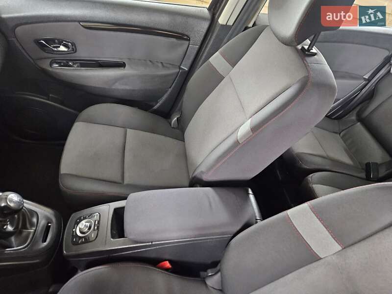 Минивэн Renault Grand Scenic 2014 в Виннице