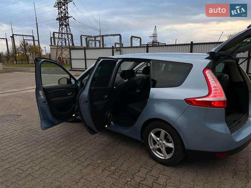Мінівен Renault Grand Scenic 2009 в Луцьку