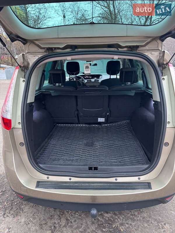 Минивэн Renault Grand Scenic 2013 в Киеве