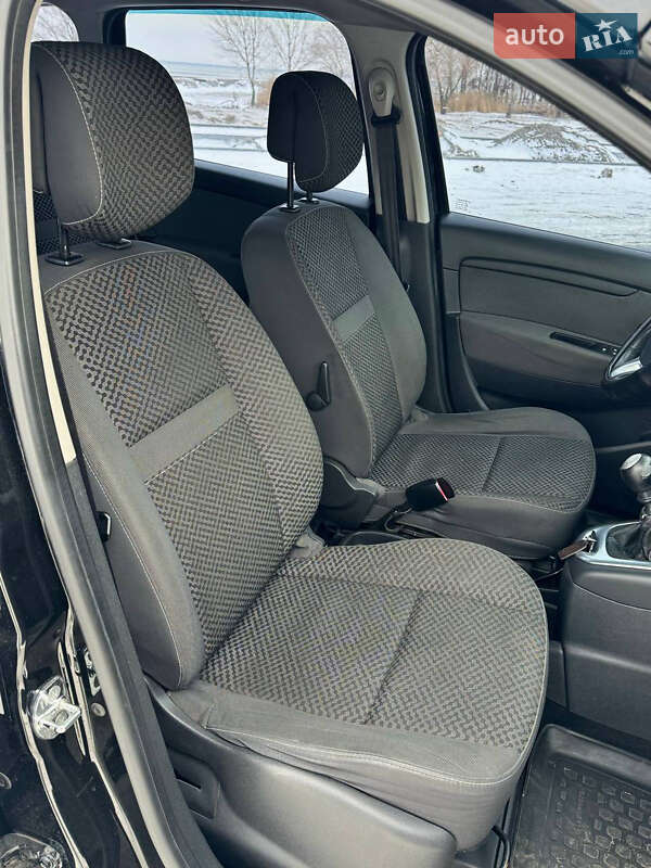 Минивэн Renault Grand Scenic 2011 в Черкассах