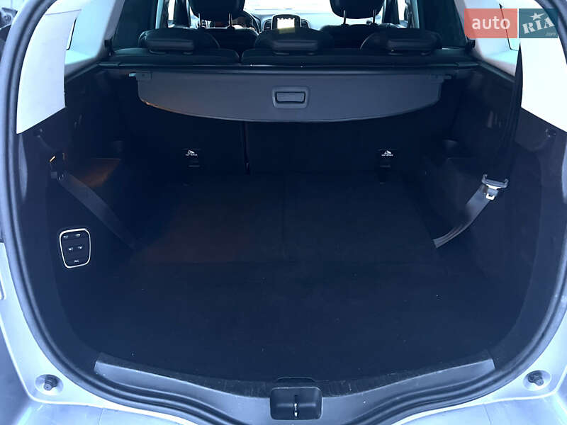 Минивэн Renault Grand Scenic 2017 в Луцке