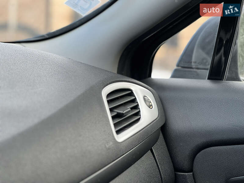 Мінівен Renault Grand Scenic 2009 в Луцьку фото 29 Мінівен Renault Grand Scenic 2009 в Луцьку