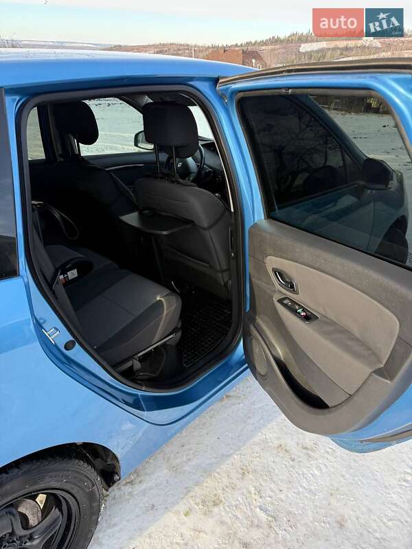 Минивэн Renault Grand Scenic 2014 в Ивано-Франковске