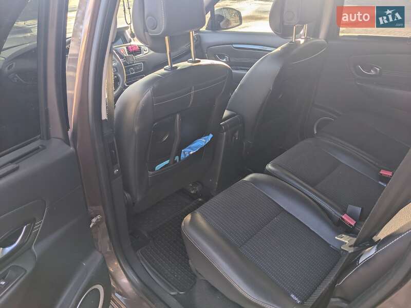 Минивэн Renault Grand Scenic 2011 в Ужгороде