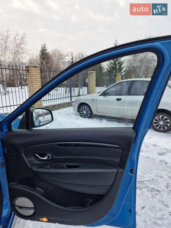 Мінівен Renault Grand Scenic 2014 в Дніпрі фото 33 Мінівен Renault Grand Scenic 2014 в Дніпрі