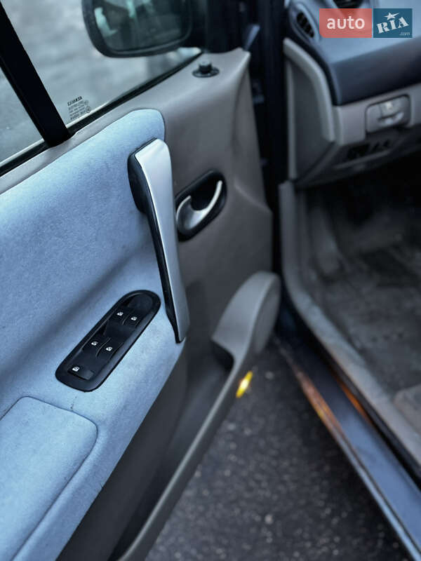 Мінівен Renault Grand Scenic 2005 в Кривому Розі