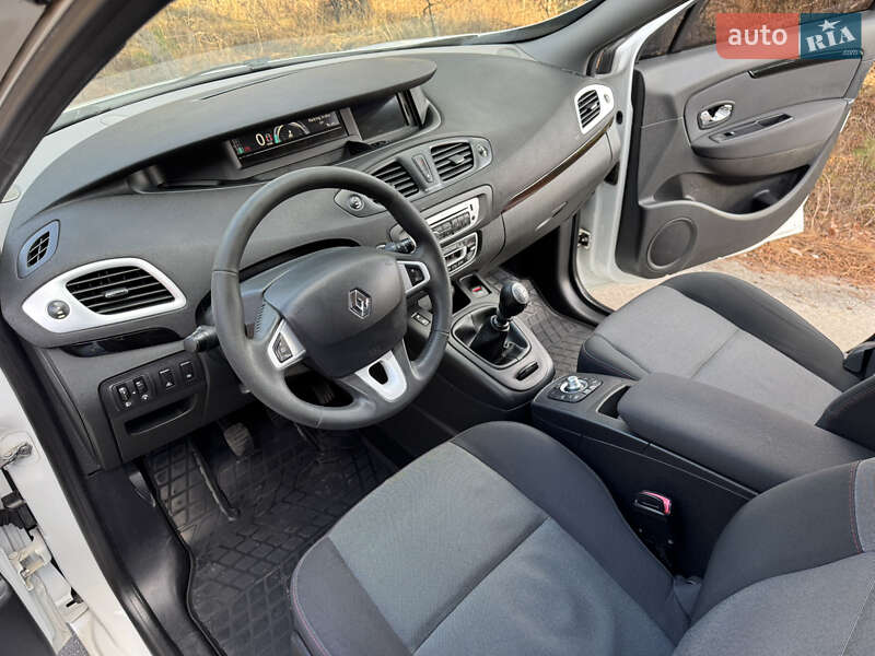 Мінівен Renault Grand Scenic 2012 в Бородянці