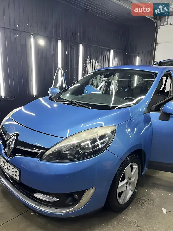 Renault Grand Scenic 2013