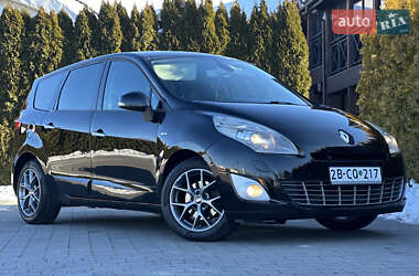 Мінівен Renault Grand Scenic 2012 в Стрию