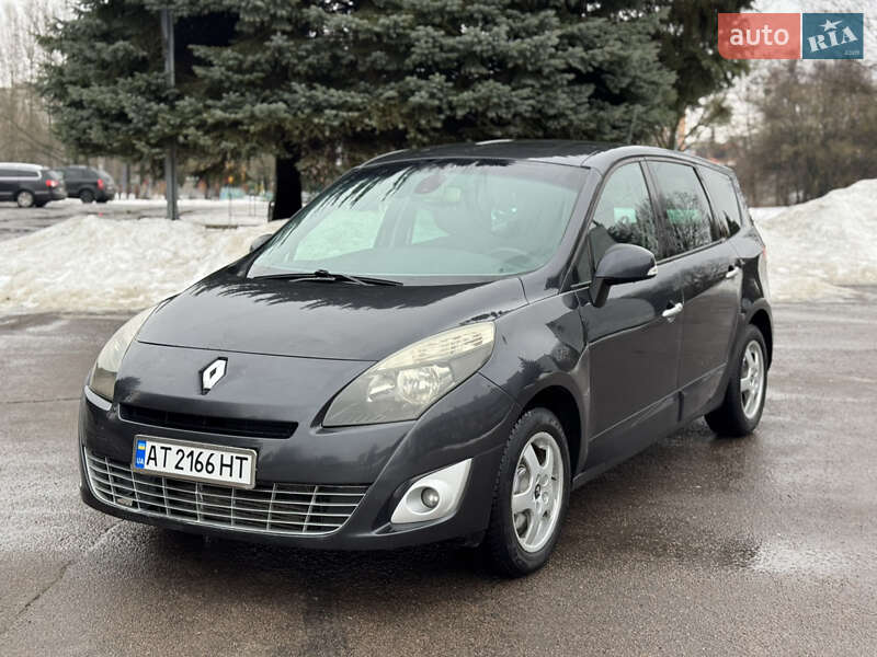 Renault Grand Scenic 2011