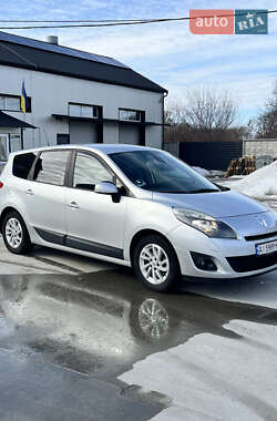 Минивэн Renault Grand Scenic 2010 в Белой Церкви