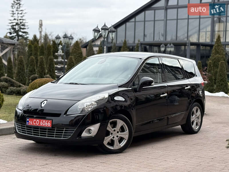 Renault Grand Scenic 2011