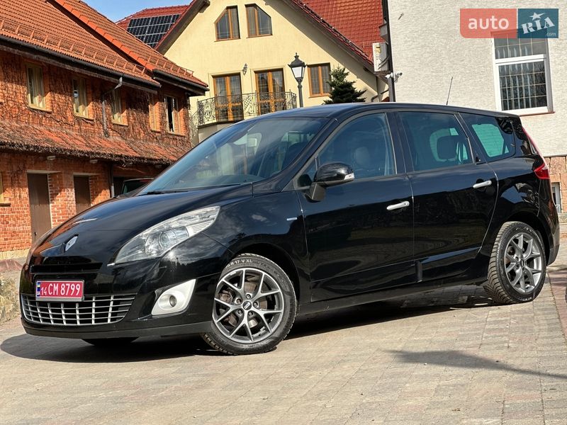 Renault Grand Scenic 2012