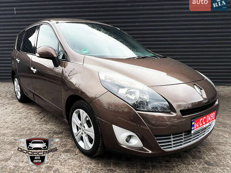 Renault Grand Scenic 2011
