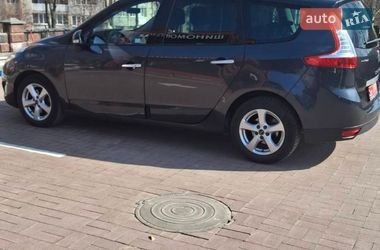 Минивэн Renault Grand Scenic 2011 в Ровно