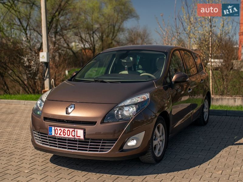 Renault Grand Scenic 2010